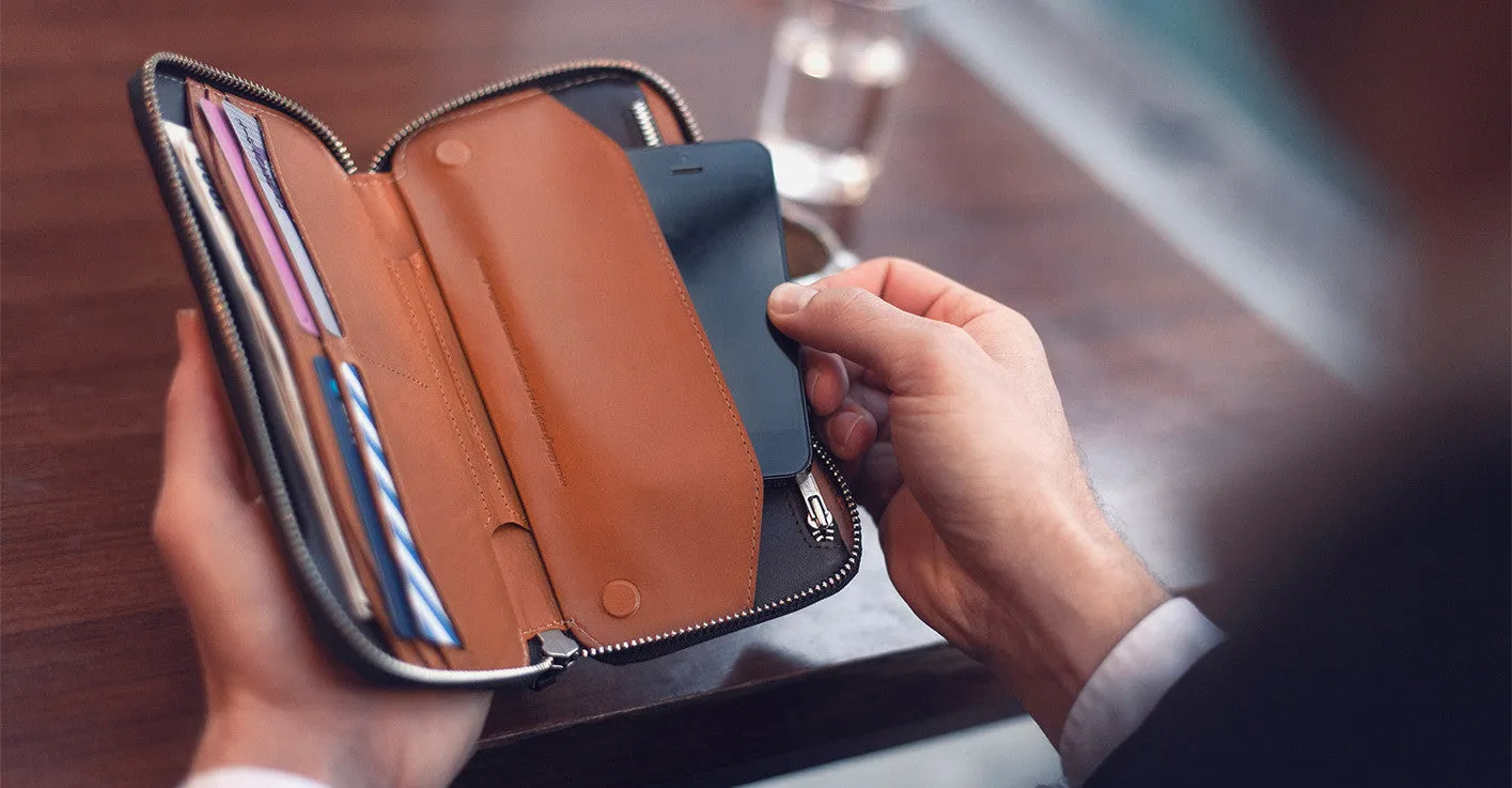 Bellroy Carry Out Wallet