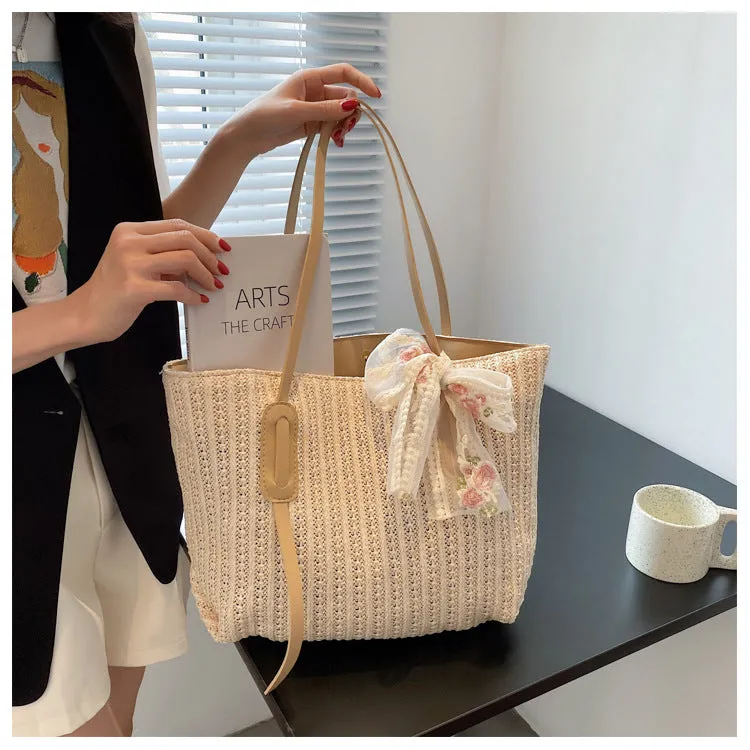 CL799 - Summer Straw Bucket Bag