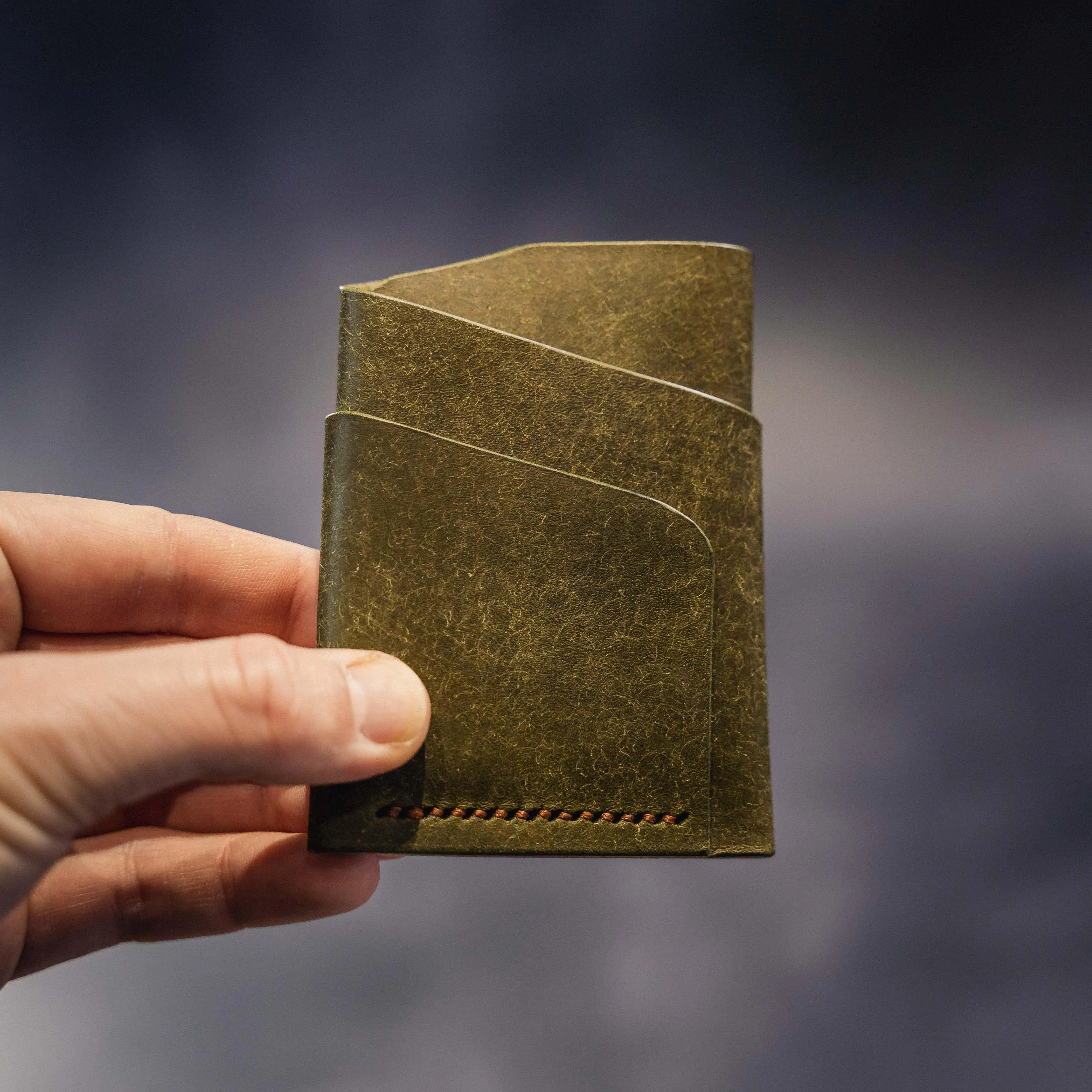 Pembrook 'Sleeve' Leather Cardholder - Natural