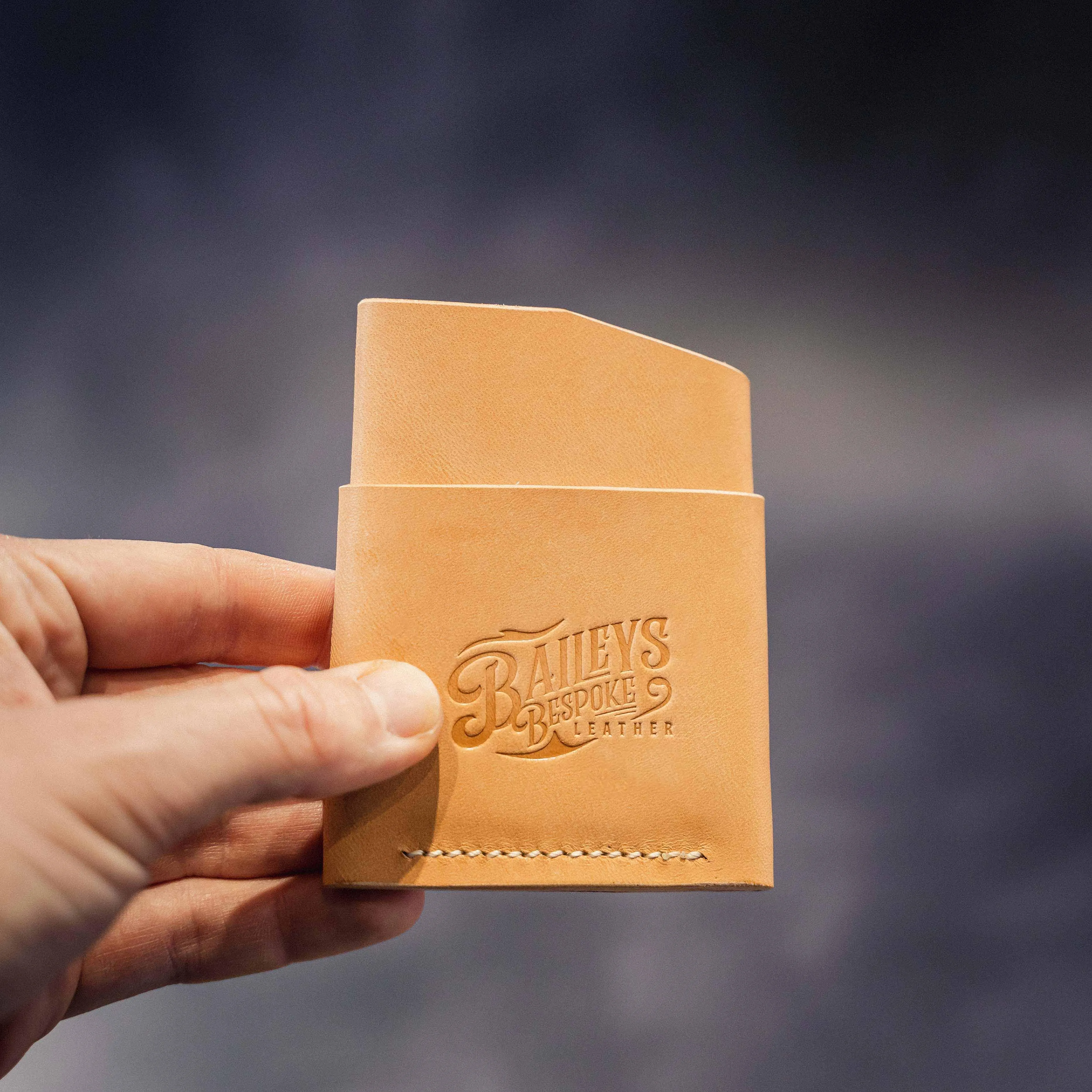 Pembrook 'Sleeve' Leather Cardholder - Natural