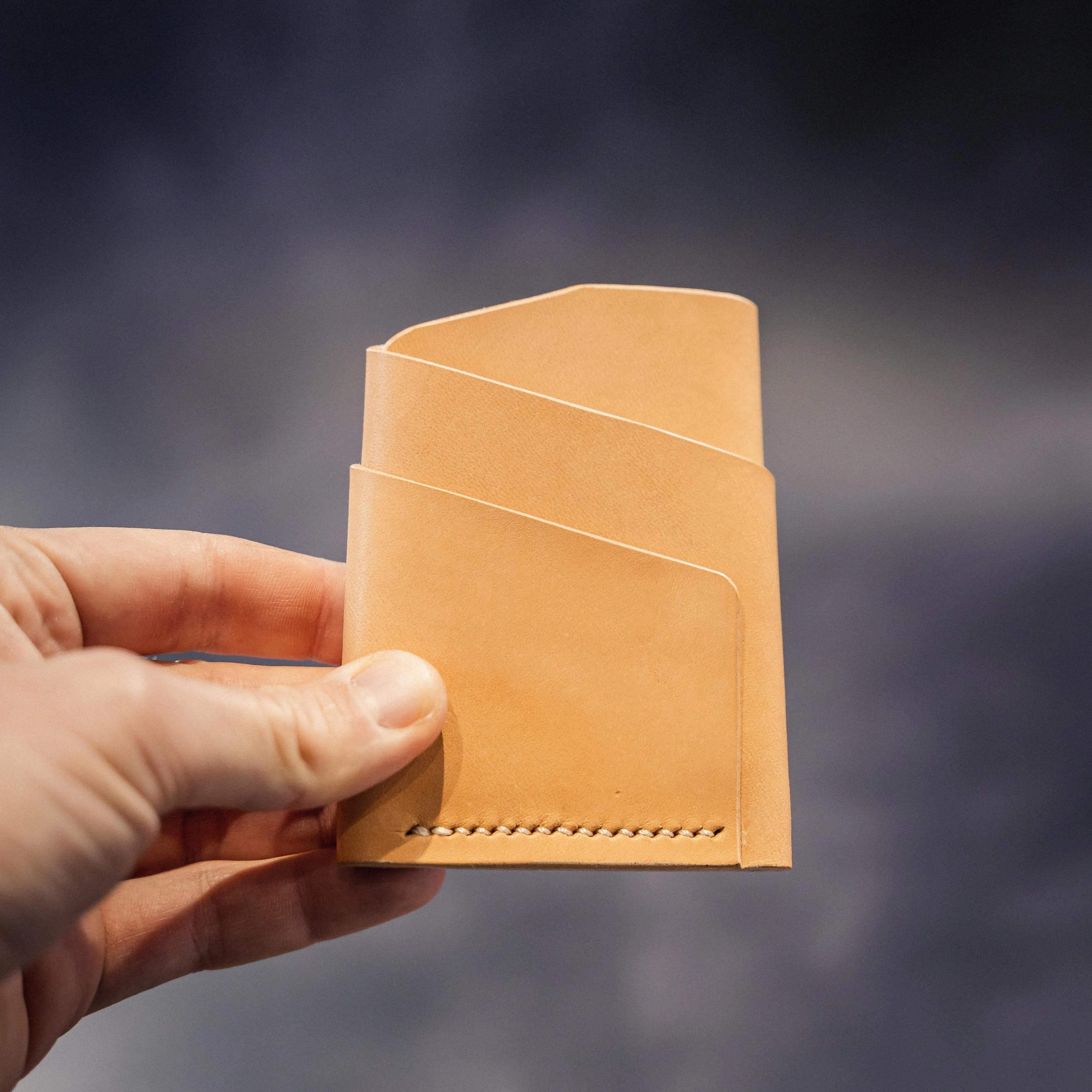 Pembrook 'Sleeve' Leather Cardholder - Natural