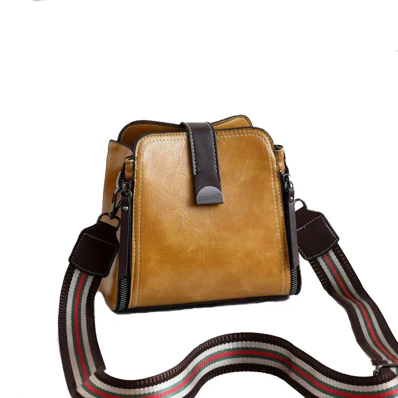 Retro Fashion Ladies' Leather Stitching Shoulder Bags